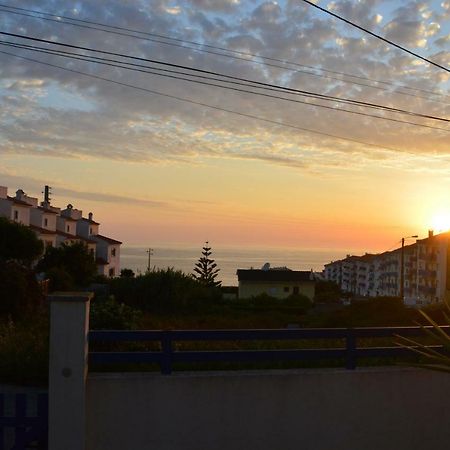 Ericeira Chill Hill Hostel & Private Rooms - Sea Food エクステリア 写真