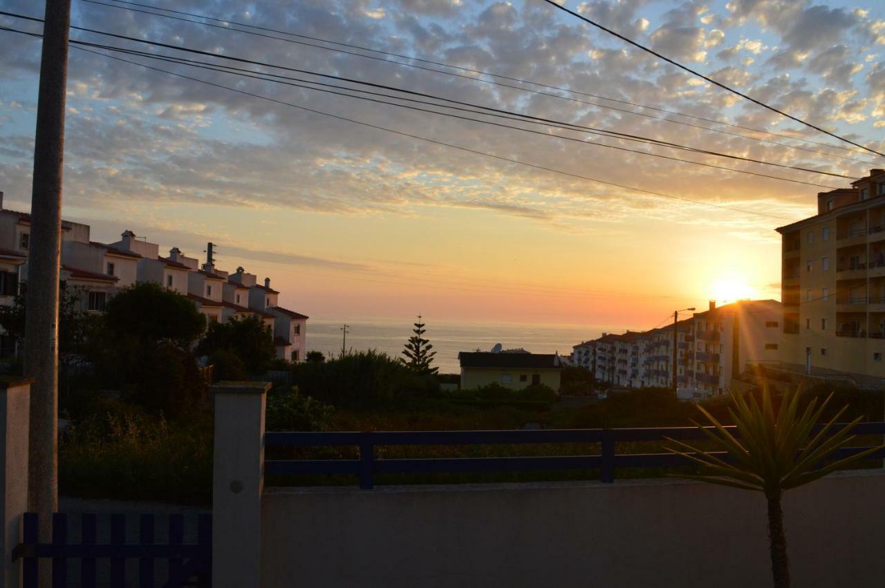 Ericeira Chill Hill Hostel & Private Rooms - Sea Food エクステリア 写真