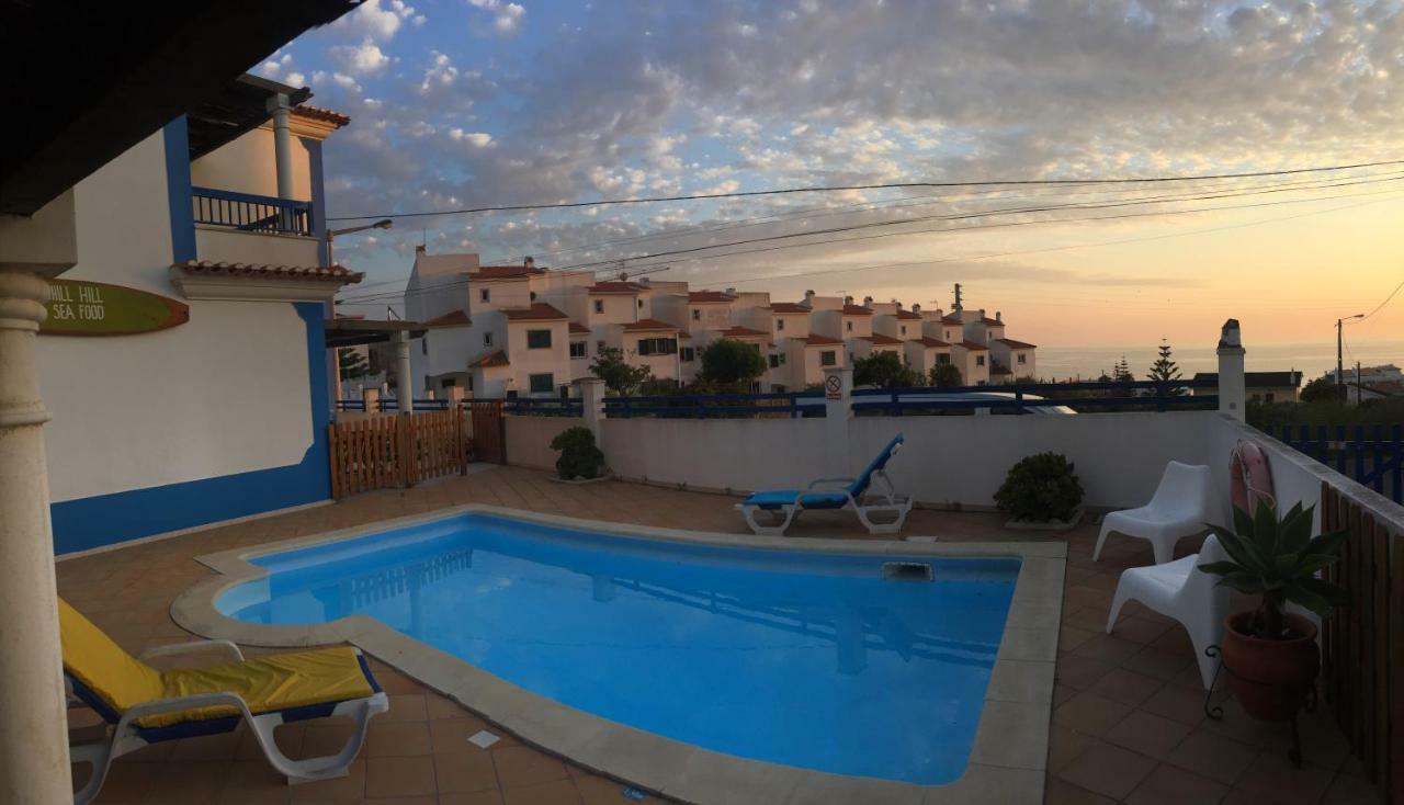 Ericeira Chill Hill Hostel & Private Rooms - Sea Food エクステリア 写真